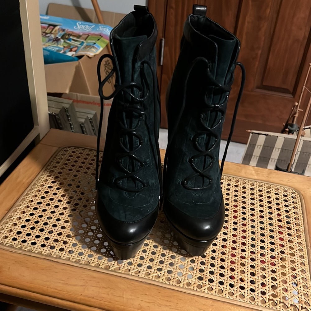 RACHEL ZOE PLATFORM BOOTIES✨✨✨✨✨ - Picture 4 of 5